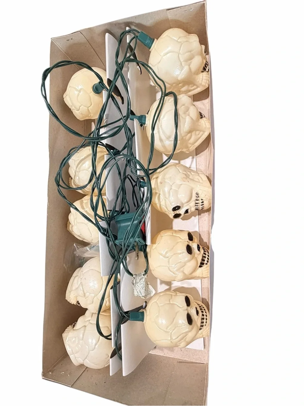 VTG 70-80’s Halloween 10 Skull Light String Decorative
